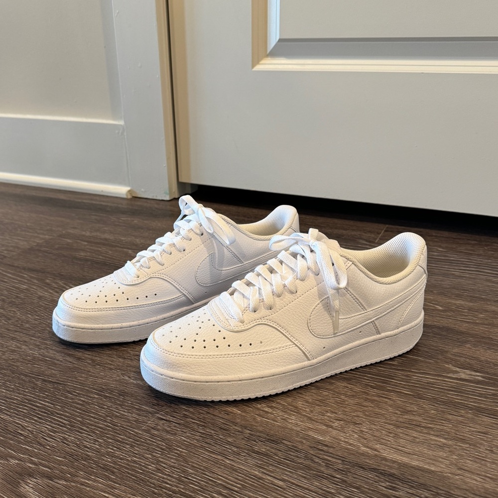 Men’s Nike shoes